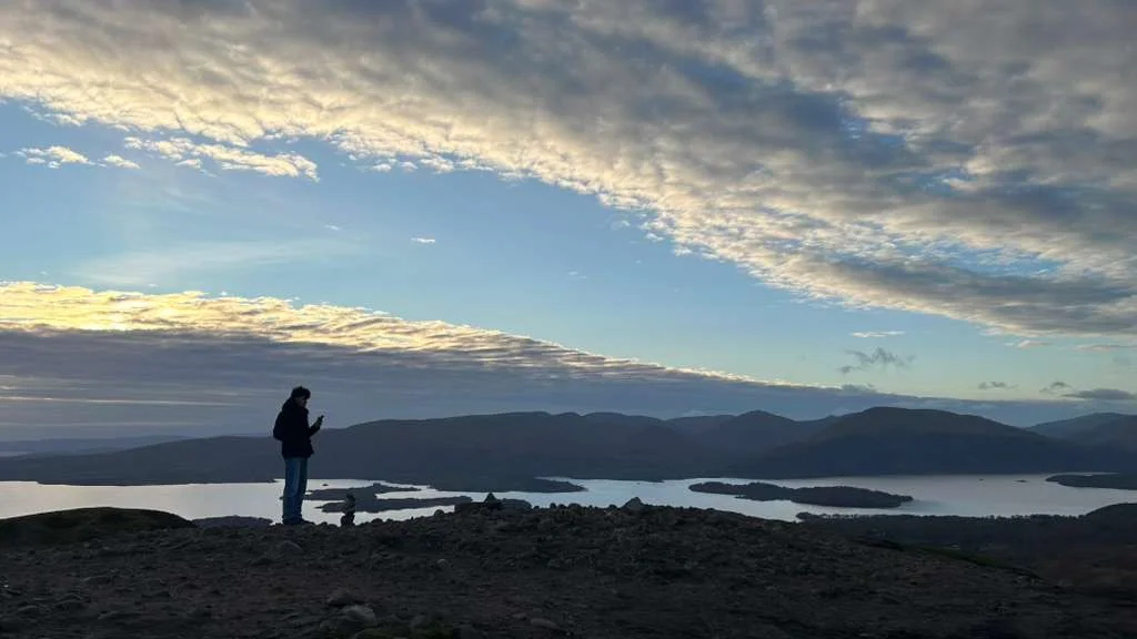 Le Loch Lomond depuis Conic Hill, au coucher du soleil. Il faisait un froid pas possible.